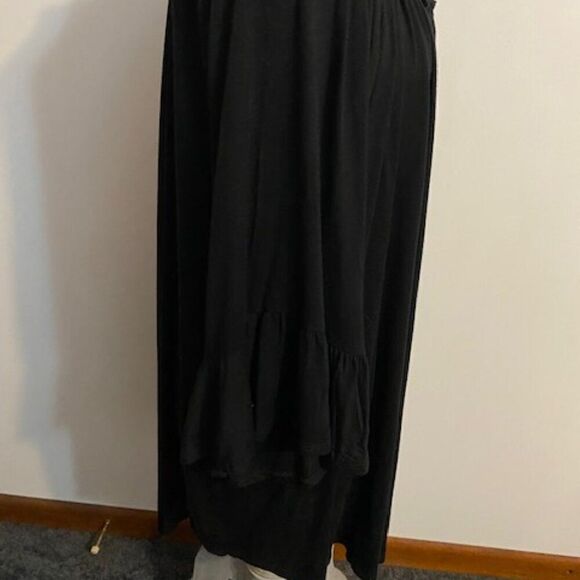 24Seven Comfort Apparel Black off the shoulder bell sleeves tunic, size 3X - Picture 3 of 5